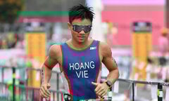 HCĐ SEA Games Hoàng Văn Hải về nhất tại Aqua Warriors Ha Long Bay
