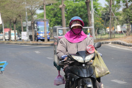 Dự báo thời tiết TP.HCM hôm nay 16/4: Nắng nóng gia tăng 