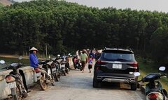 Ngã xuống đập Khe Dứa khi chụp ảnh, hai nữ sinh lớp 7 chết đuối