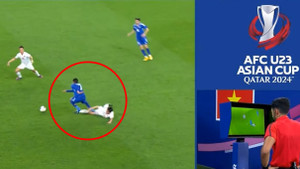 Cận cảnh cầu thủ U23 Kuwait cố tình giẫm chân Khuất Văn Khang, nhận ngay thẻ đỏ