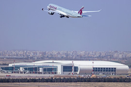 Iran nối lại các chuyến bay dân sự