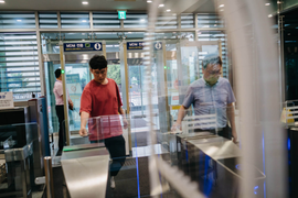 Samsung buộc lãnh đạo đi làm cuối tuần, bật chế độ khẩn giữa khủng hoảng