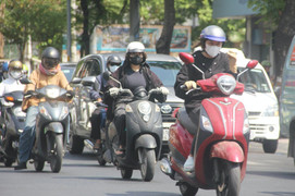 Dự báo thời tiết TP.HCM hôm nay 20/4: Ít mây, nắng nóng gay gắt