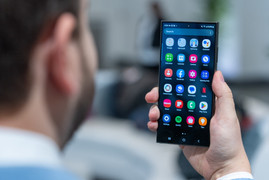 Lý do phần mềm Samsung Galaxy thua xa iPhone