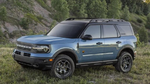 Triệu hồi hơn 450.000 xe Ford do lỗi ắc quy đột ngột hết điện