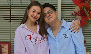 Bị thắc mắc khi luôn là người chủ động khoác vai chồng, Thanh Hằng nói gì?