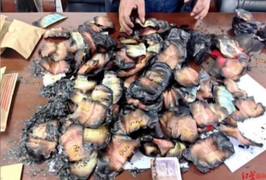 Hơn 1 tỷ đồng bị cháy đen, người đàn ông cầu cứu ngân hàng