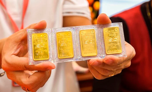 16.800 lượng vàng miếng được đấu thầu sáng nay: Giá vàng trong nước hạ nhiệt? 