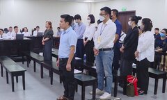 Xét xử cựu Chủ tịch Vimedimex: Tòa trả hồ sơ, yêu cầu điều tra bổ sung