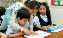 'Không cho con học trước lớp 1, nhiều người nói tôi như người ngoài hành tinh'