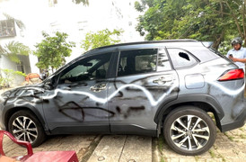 Đập phá xe ô tô của người khác để nhận tiền công, 2 người đàn ông lĩnh án