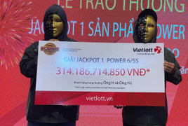 Hai người trúng độc đắc hơn 314 tỷ đồng 'chỉ giữ lại một phần nhỏ để làm ăn'