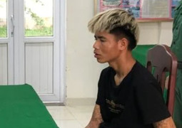 Bắt kẻ đưa 4 người Trung Quốc xuất cảnh trái phép sang Lào