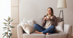 7 kiểu 'xõa' tại nhà dịp nghỉ lễ 30/4-1/5 cho người lười di chuyển
