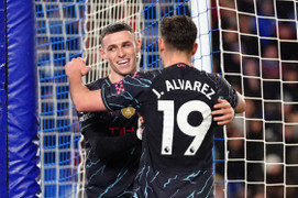 Man City báo tin buồn cho Arsenal, Liverpool