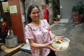 Nhà ăn 0 đồng cho bệnh nhân Bệnh viện Bạch Mai 