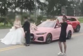 Đoàn xe rước dâu dừng giữa đường chụp ảnh: Tạm giữ ô tô Mercedes-Maybach S400