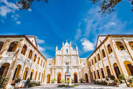 Tiểu chủng viện Làng Sông - điểm đến hấp dẫn ở Bình Định