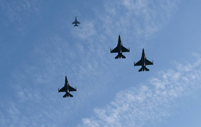 Tiêm kích F-16 có mặt ở Ukraine trong tháng 5