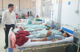 Hơn 300 người nghi ngộ độc do ăn bánh mì ở Đồng Nai: Bộ Y tế chỉ đạo khẩn