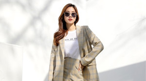 Mẹo phối đồ với quần short công sở ngày hè cho nàng sành điệu