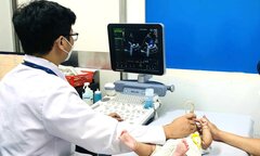 Bé 4 tháng tuổi bị dị tật tim hiếm gặp khi có 3 buồng nhĩ trái