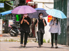 Đợt nắng nóng diện rộng từ miền Trung trở vào kéo dài đến khi nào?