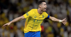 Lập hat-trick, Ronaldo tạo thống kê khó tin ở tuổi 39