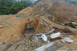 Sạt lở làm 3 người chết ở Hà Tĩnh: Thủ tướng yêu cầu xử lý nghiêm trách nhiệm