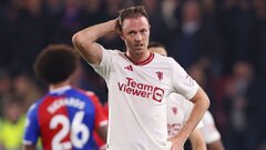 Man Utd thảm bại, HLV Erik ten Hag đổ lỗi cầu thủ không nghe chỉ đạo