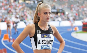 Thu nhập thấp khó tin, thua sinh viên làm thêm của nữ VĐV quyến rũ nhất thế giới