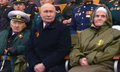 2 cụ già ngồi cạnh Tổng thống Putin trong lễ duyệt binh 9/5 là ai?