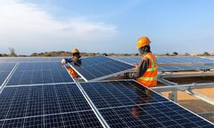 Nên khuyến khích bán nhưng có điều kiện điện mặt trời mái nhà