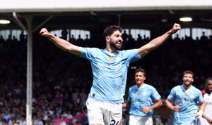 Man City vượt Arsenal trên bảng xếp hạng Ngoại hạng Anh