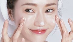 Bí quyết trang điểm không bị lem ngày hè