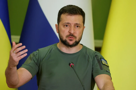 Quân Nga tiến vào Kharkov, ông Zelensky kêu gọi người dân Ukraine bình tĩnh
