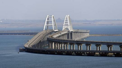 Anh cho phép Ukraine dùng vũ khí viện trợ tấn công Crimea