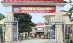 Vụ 11 học sinh ăn 2 gói mì tôm ở Lào Cai: Khai trừ Đảng Hiệu trưởng