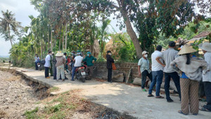 Sau tiếng nổ chát chúa, người đàn ông được phát hiện tử vong trong vườn nhà