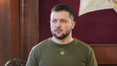 Tổng thống Ukraine hoãn toàn bộ kế hoạch công du nước ngoài