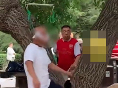 Tập theo phương pháp trên mạng, người đàn ông tự treo cổ mình, tử vong