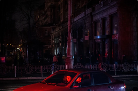 Ukraine cắt điện khẩn cấp tại thủ đô Kiev