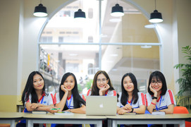 Điểm chuẩn Đại học Kinh tế TP.HCM 2025, ngành nào cao nhất?