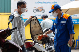 Giá xăng giảm hơn 500 đồng/lít