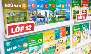 Revising textbooks for 4 subjects after province-city merger