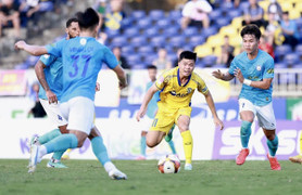 Video: Thua ngược SLNA, đội Khánh Hòa đối diện nguy cơ xuống hạng