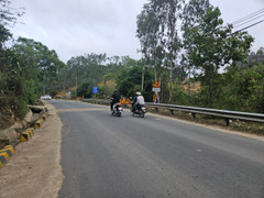 Sạt lở hầm đường sắt tại Phú Yên: Cấm ô tô qua đèo Thị