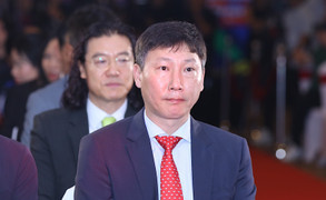 ĐT Việt Nam cùng bảng Indonesia, HLV Kim Sang-sik đặt mục tiêu vô địch AFF Cup