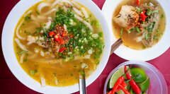 Xuýt xoa bánh canh Quảng Bình với hương vị hấp dẫn khiến bao người thương nhớ