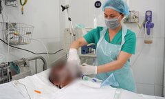 Vụ tạt axit làm 8 người thương vong: Sức khỏe nạn nhân hiện ra sao?